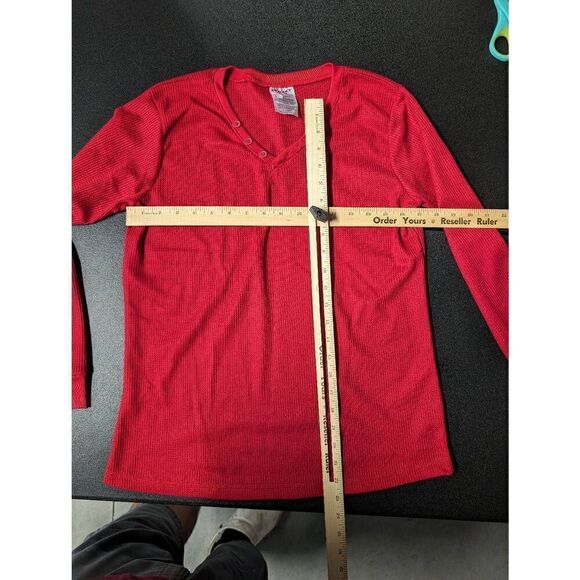 Isotoner Ladies V Neck Henley style causal  top Women's Size Large - Picture 4 of 5